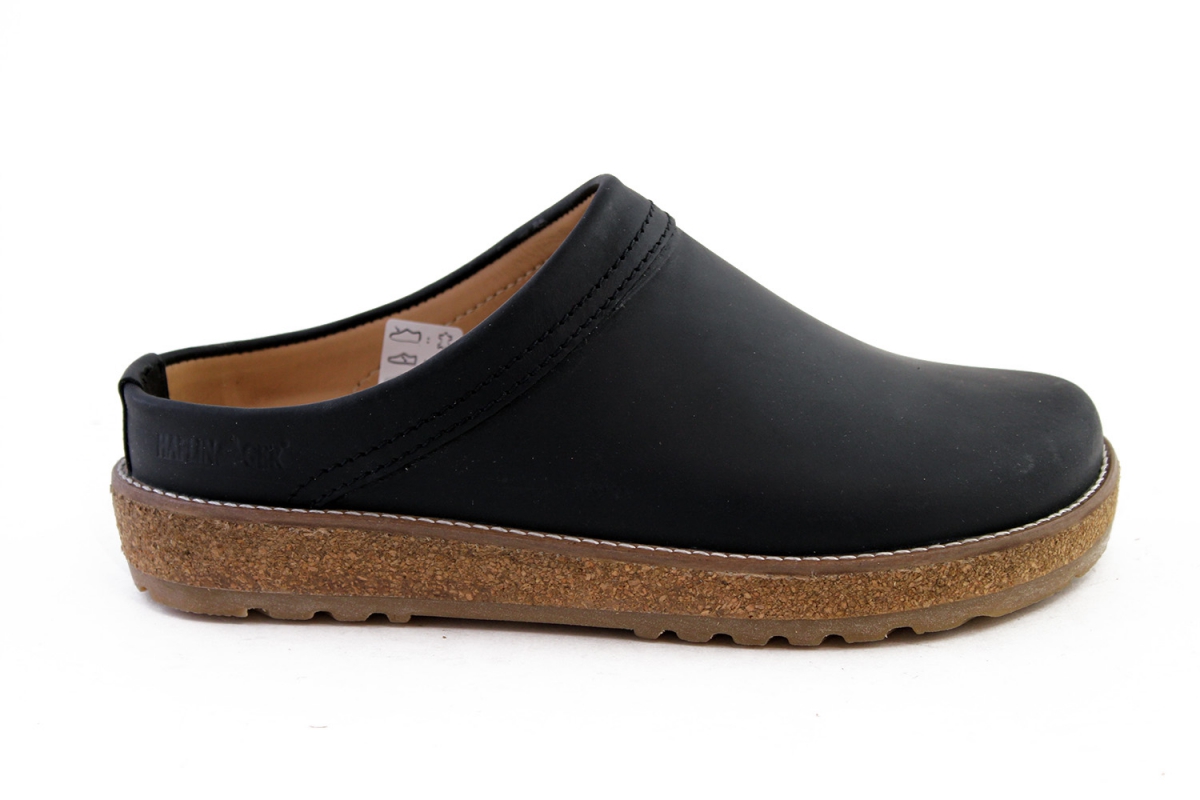 haflinger travel clogs